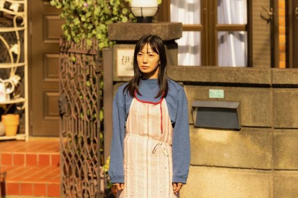 夫の彼氏の次は愛人と隠し子が…？ 松岡茉優＆白山乃愛ら登場「ゆりあ先生の赤い糸」第2話