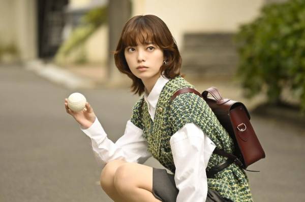 「うちの弁護士は手がかかる」3話　ムロツヨシ“蔵前”と平手友梨奈“杏”に視聴者「距離感縮んでほっこり」