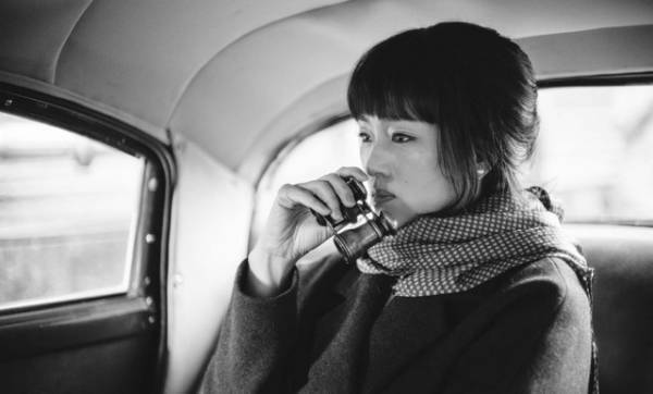 コン・リー×マーク・チャオ、臨場感溢れるオープニング映像『サタデー・フィクション』