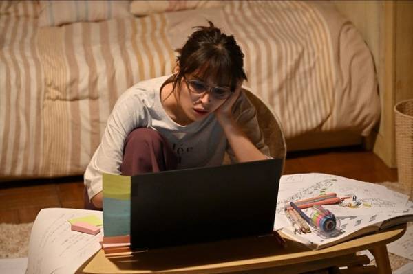 「マイ・セカンド・アオハル」3話、広瀬アリスの“ウィンク”に「面白すぎる」「振り切った演技好き」など賞賛の声