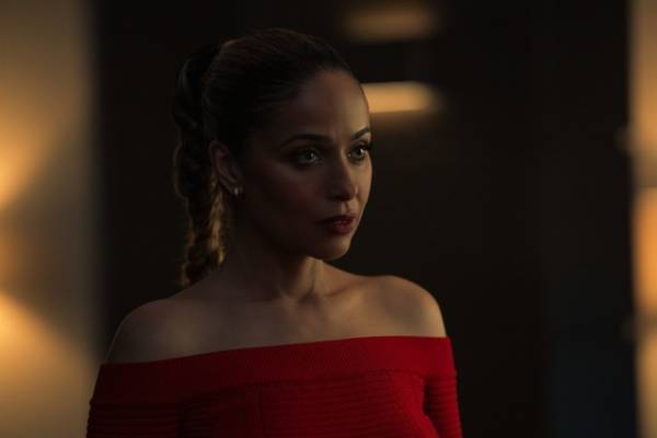 キーファー・サザーランド、産業スパイに挑む！海ドラ「ラビット・ホール」本予告公開