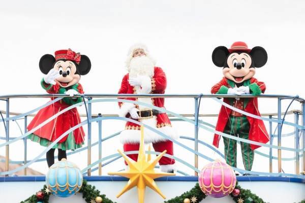 【ディズニー】ハーバーにサンタクロースが今年も登場！「ディズニー・クリスマス・グリーティング」お披露目