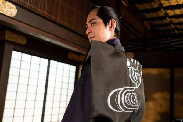 「大奥」16話 古川雄大“瀧山”に「美しくて凛々しい」の声、ラストには「インパクトやばい」