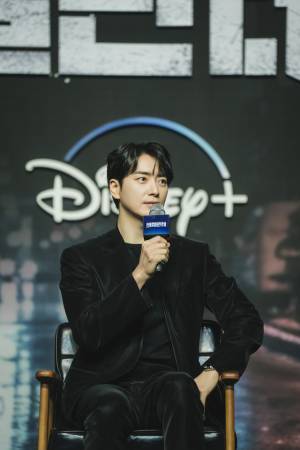 “ヴィジランテを追う刑事”ユ・ジテ、ナム・ジュヒョクのスター性に感嘆「もっと売れていくだろうな」