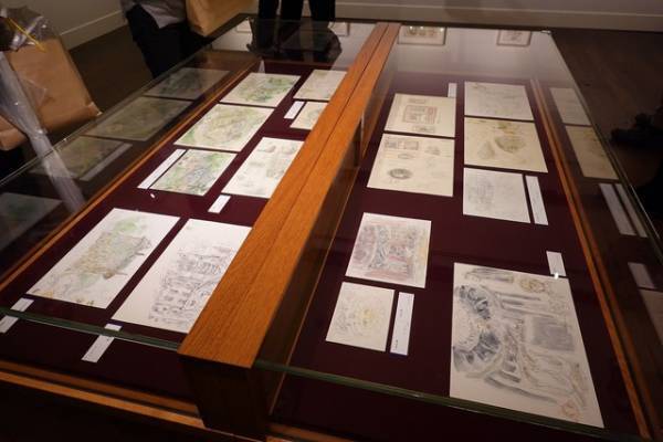 宮崎吾朗監督「絵を一点一点見てほしい」「君たちはどう生きるか」展、三鷹の森ジブリ美術館にて11月18日よりスタート