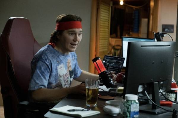 個人投資家vsウォール街！前代未聞のマネー騒動捉える『ダム・マネー』予告映像