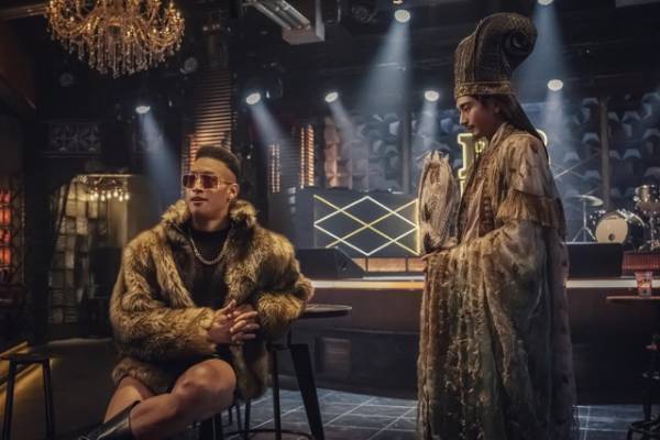 向井理“孔明”×関口メンディー“ケイジ”、怒涛の展開に「すごい騙し合い」の声…「パリピ孔明」第9話