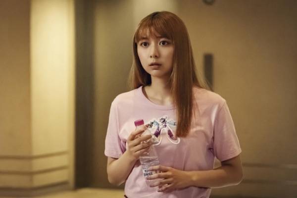 向井理“孔明”×関口メンディー“ケイジ”、怒涛の展開に「すごい騙し合い」の声…「パリピ孔明」第9話