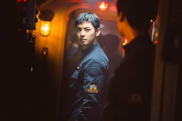 チャウヌ「イ・ジョンソク兄さんのお陰でより没頭できた」“兄弟”カット解禁『デシベル』