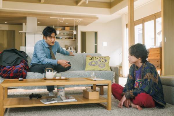 作間龍斗“順基”がスカウトされ、母・小池栄子“万里江”とのバトル勃発「コタツがない家」第7話