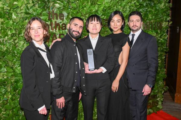 ゴッサム賞授賞式開催 A24の『Past Lives』が作品賞受賞 『異人たち』は受賞ならず