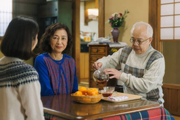 吉岡秀隆“悠作”が家出…小池栄子“万里江”とまさかの離婚危機!?「コタツがない家」第8話