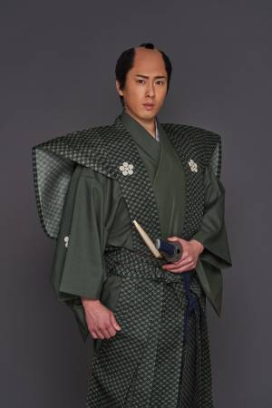 小芝風花＆亀梨和也＆宮舘涼太ら、木曜劇場「大奥」役衣装姿公開