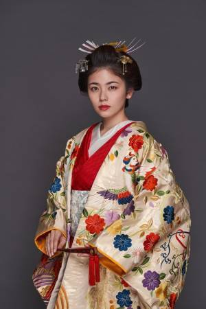 小芝風花＆亀梨和也＆宮舘涼太ら、木曜劇場「大奥」役衣装姿公開