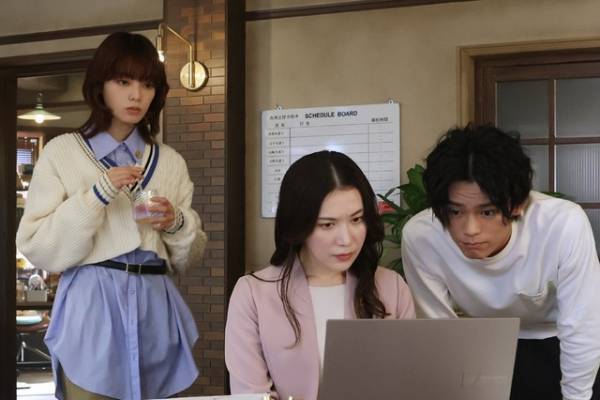 平手友梨奈“杏”の笑顔に「人間的に凄く成長した」などの声ネットに続々…「うちの弁護士は手がかかる」9話