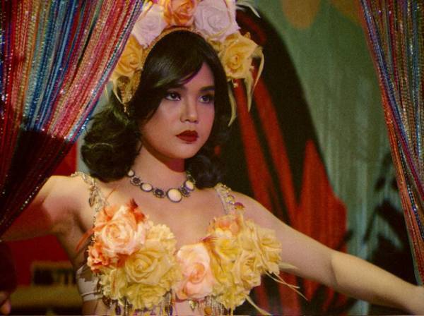 “脳内アクションヒーロー”のおばあちゃん監督が活躍!?『レオノールの脳内ヒプナゴジア』本編動画解禁