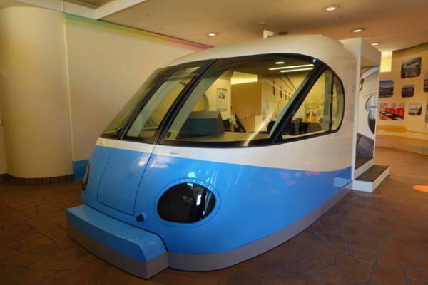【ディズニー】運転手気分も楽しめる！リゾートライナーをテーマにした展示「Enjoy the ride! Resort Liner」体験