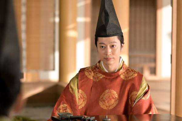 町田啓太“藤原公任”の姿が公開　吉高由里子主演大河ドラマ「光る君へ」