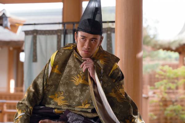 瀧内公美＆本田大輔＆渡辺大知の扮装写真公開　吉高由里子主演大河「光る君へ」