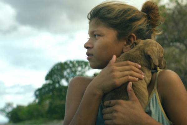 11歳の少女が母を捜す旅へ出る…『マリア 怒りの娘』日本版予告＆新シーン写真