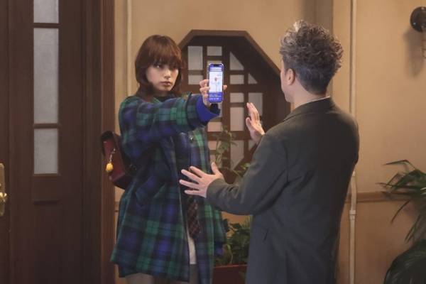 平手友梨奈“杏”のために行動する事務所の仲間たちに「涙出た」「尊い」の声…「うちの弁護士は手がかかる」10話