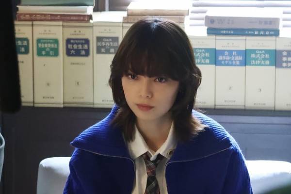 平手友梨奈“杏”のために行動する事務所の仲間たちに「涙出た」「尊い」の声…「うちの弁護士は手がかかる」10話