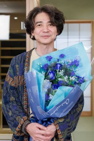 小池栄子、感謝の涙「私の宝物」主演ドラマ「コタツがない家」クランクアップ
