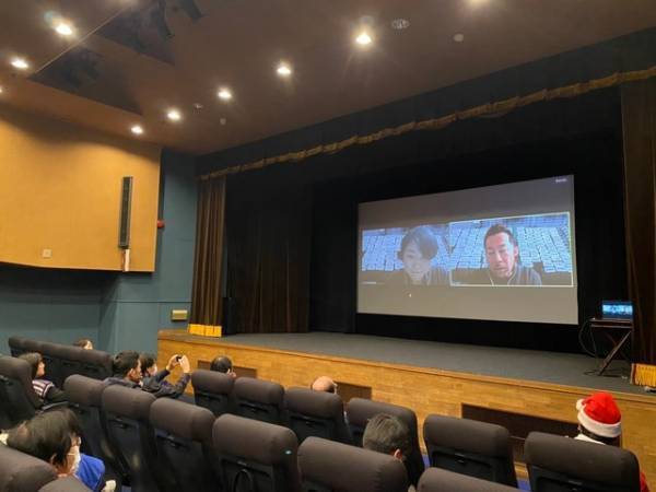 選挙取材歴25年のライターを追う『NO 選挙,NO LIFE』応援上映「やめるな！まだできる」の声上がる