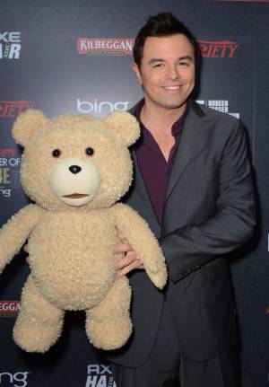 『テッド』の前日譚、親友と高校に通う「テッド ザ・シリーズ」日米同日配信　