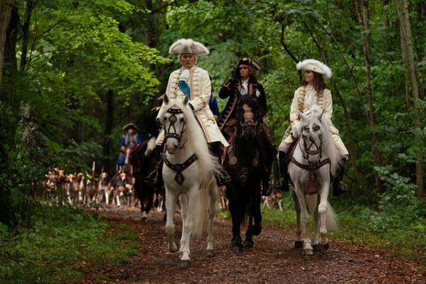 宮廷史上最大のスキャンダルな愛映し出す『ジャンヌ・デュ・バリー』特報映像＆新場面写真