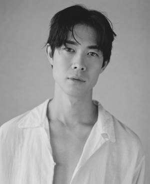 宮沢氷魚、“レコード型カレンダー”発売「少し大人になった自分の姿を」