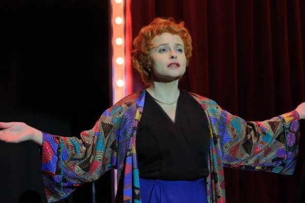 「生き残った女性の物語」ヘレナ・ボナム・カーターらが語る「NOLLY」特別映像