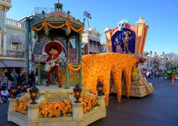 【海外ディズニー】人気パレードの「マジック・ハプンズ」が再開へ　「ファンタズミック！」も5月に　カリフォルニア ディズニー