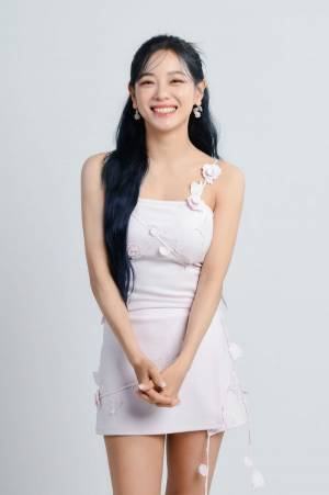 「ユニチケ」最終章へ…デビュー候補者24人を一挙紹介！ナナ＆コトコら注目の日本人メンバーも