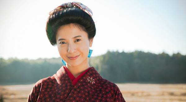 吉高由里子、愛に生き物語を紡ぐ女性・紫式部に　大河ドラマ「光る君へ」への期待　