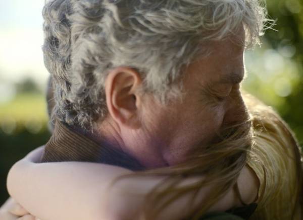 少女と親戚夫婦、ひと夏限りの愛おしい時間切り取る『コット、はじまりの夏』新予告＆新場面写真