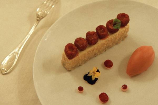 極上スイーツで人生を変える『パリ・ブレスト』艶やかな場面写真＆本予告