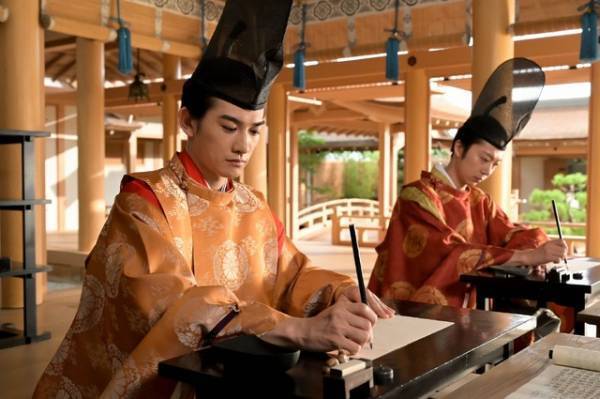 町田啓太“公任”に絶賛の声、柄本佑“道長”とのやり取りも話題に…「光る君へ」3話