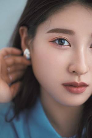 土屋太鳳フォトブック「たおリズム」発売　佐藤健＆山崎賢人のコメントも