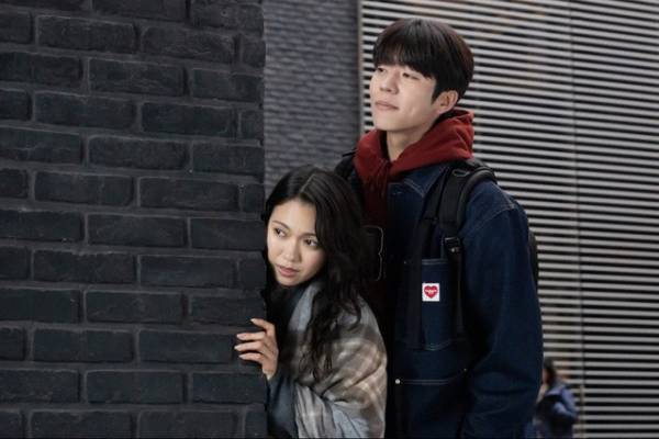 中川大志“花岡”に注目集まる…山下美月“真尋”には「勘鋭い」の声「Eye Love You」第2話