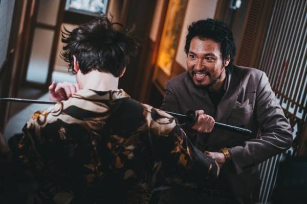 青木崇高＆イ・ジュニョク、『犯罪都市』史上初“2人のヴィラン”の独占コメント＆アクションメイキング公開