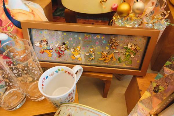 【ディズニー】東京ディズニーリゾート40周年がグランドフィナーレ！アニバーサリーのラストを彩るスペシャルグッズでお祝いしよう