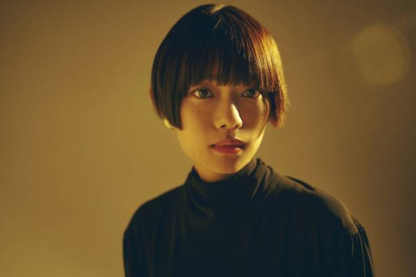 杉咲花、「孤狼の血」柚月裕子原作『朽ちないサクラ』に主演　世の不条理と巨大な闇に立ち向かう