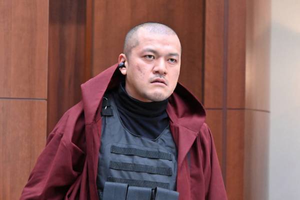 櫻井翔主演「新空港占拠」馬＆牛＆猪、素顔があらわに