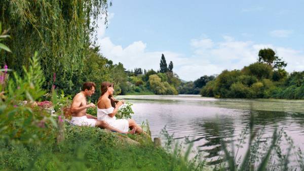 『画家ボナール　ピエールとマルト』今秋公開「横浜フランス映画祭 2024」でも公式上映決定