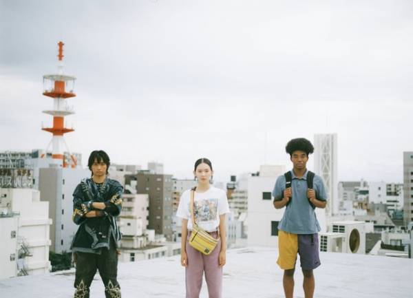 中島セナ＆奥平大兼ら撮影中の様子切り取る「ワンダーハッチ」メイキング写真