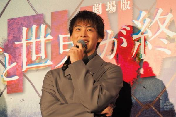 竹内涼真＆菅田将暉、『帝一の國』以来7年ぶり『きみセカ』共演で大盛り上がり！客席に逆質問も