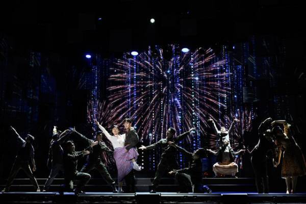 ミュージカル「愛の不時着」舞台写真到着 ユンサナ＆ジンジンのコメントも