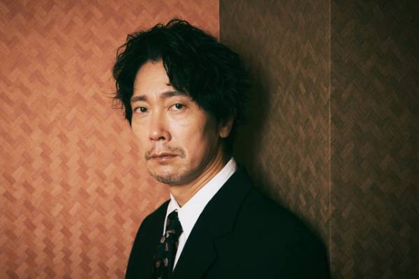 佐々木蔵之介、“し”に苦戦!?「グレイトギフト」NGシーン公開