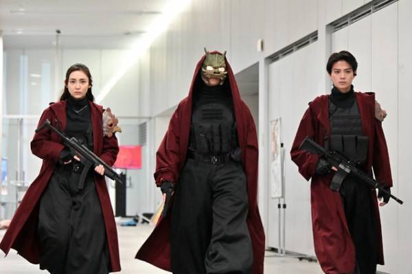 櫻井翔“武蔵”、ソニン“さくら”の無実を信じるが…「新空港占拠」第5話